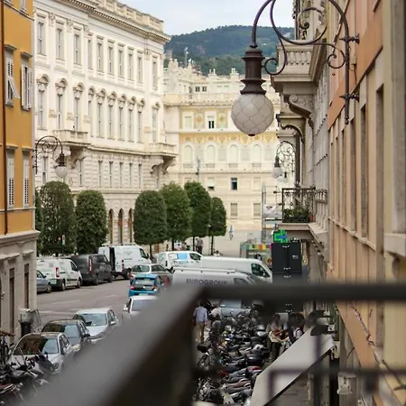 Elisabeth Boutique Konukevi Trieste