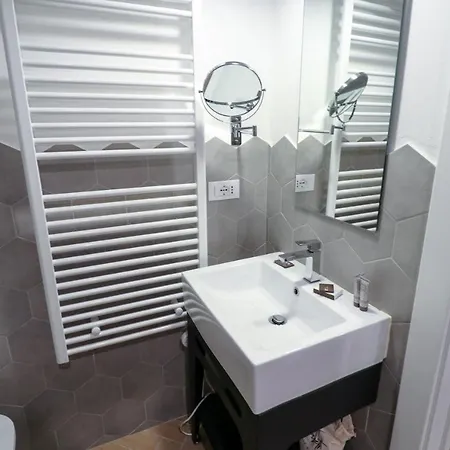 Elisabeth Boutique Τεργέστη